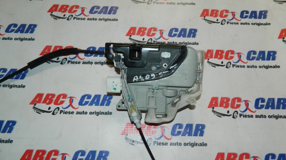 Broasca usa stanga fata Audi A4 B8 8K cod: 8J1837015C