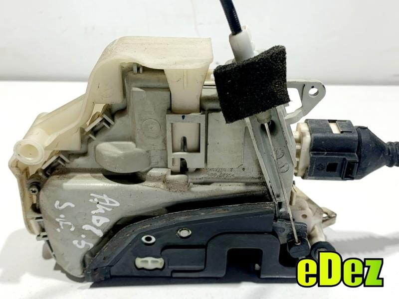 Broasca usa stanga fata Audi A5 (2007-2011) [8T3] 8J1837015C
