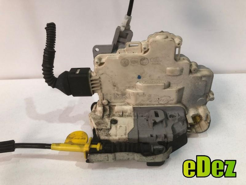 Broasca usa stanga fata Audi A5 (2007-2011) [8T3] 8j1837015a