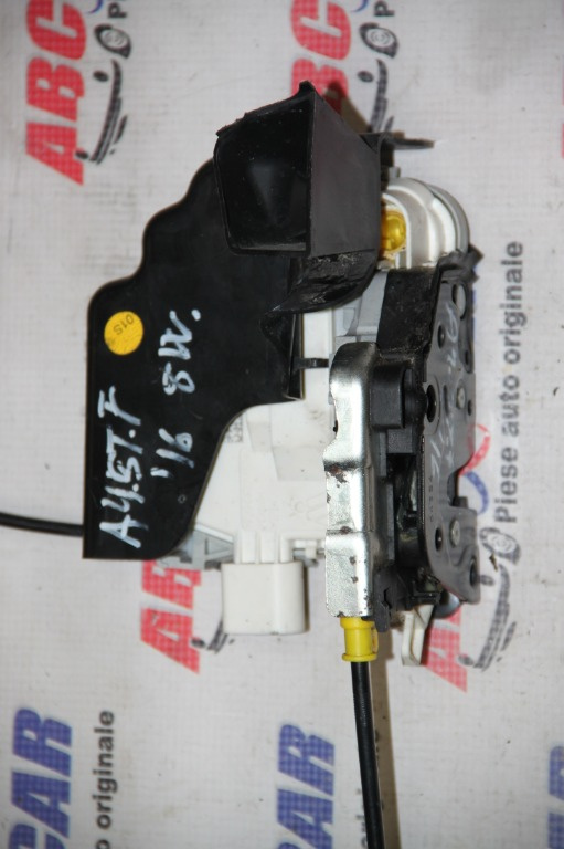 Broasca usa stanga fata Audi A5 (F5) 2016-prezent 8X1837015B
