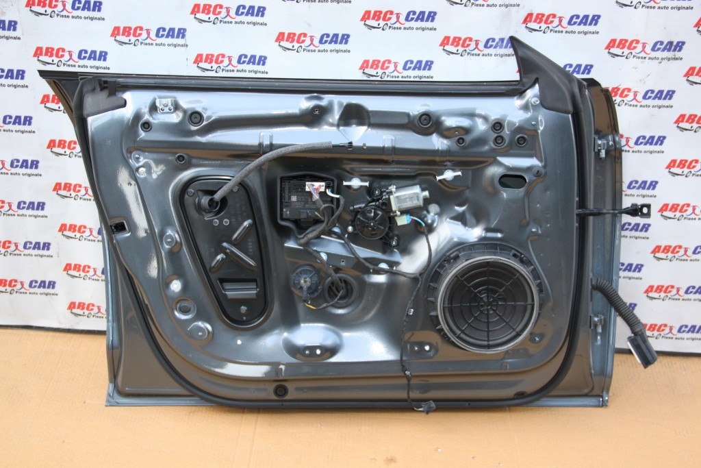 Broasca usa stanga fata Audi A5 F5 model 2017