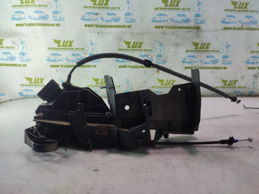 Broasca usa stanga fata bm5a-a21813-ah Ford Focus 3 [facelift] [2014 - 2020] XWDB 1.5 tdci