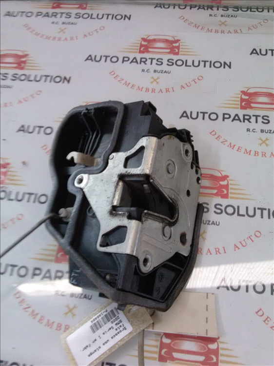 Broasca usa stanga fata BMW Seria 1 an fabr. 2008