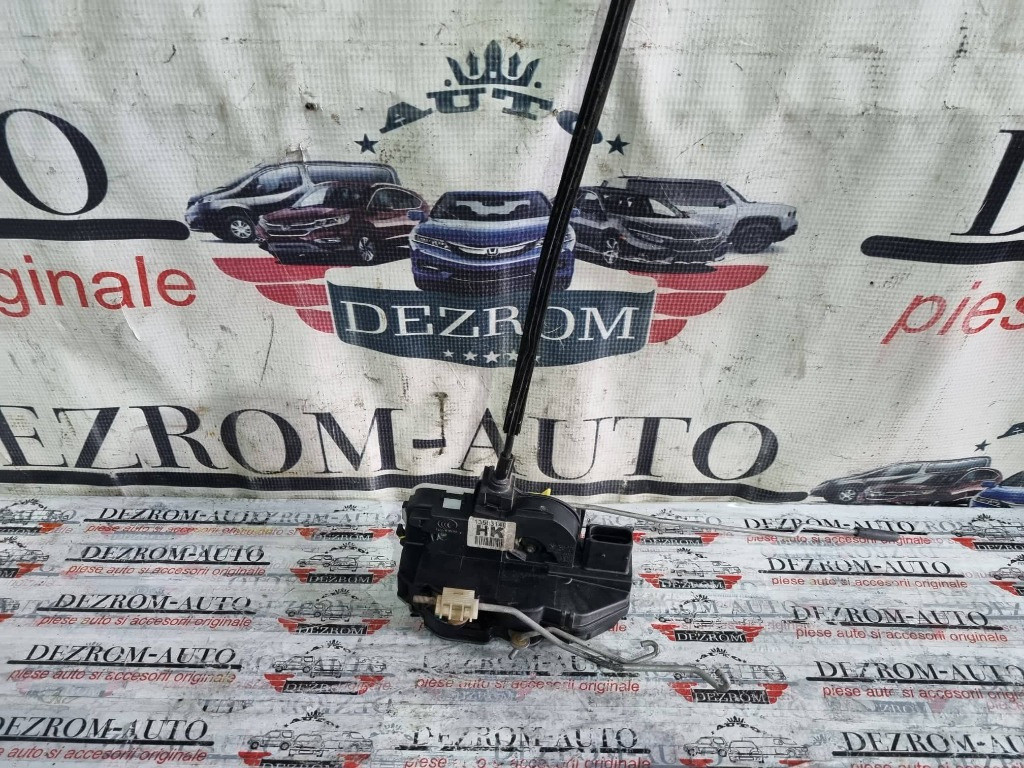 Broasca usa stanga fata Chevrolet Cruze Hatchback (J305) 13503149
