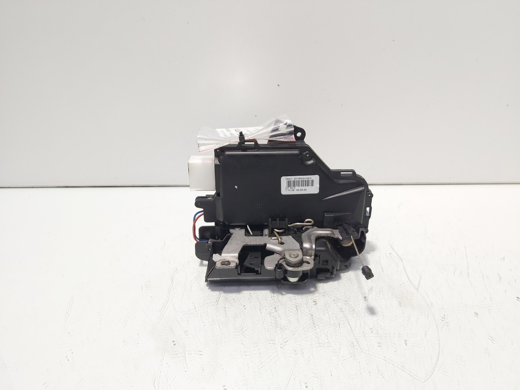 Broasca usa stanga fata, cod 3D1837015AD, Vw Touran (1T1, 1T2) (id:687514)