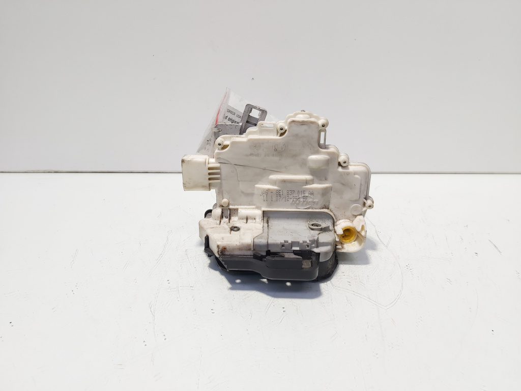 Broasca usa stanga fata, cod 8E1837015AA, Audi A4 Avant (8ED, B7) vol pe stanga (id:684682)
