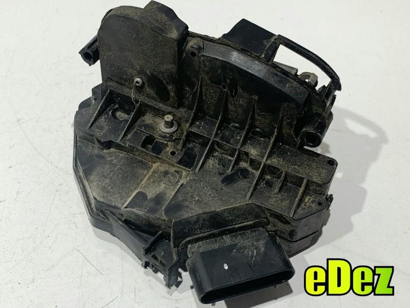 Broasca usa stanga fata Ford Fiesta 7 (2008-2012) [MK7] 8A6A-A21813-AF
