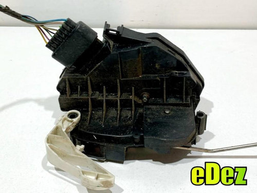 Broasca usa stanga fata Ford Fiesta 7 (2008-2012) [MK7] 8A6A-A21813-AE