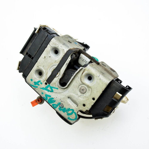 Broasca Usa Stanga Fata Jeep Compass (Mk49) 2006 > 2.4 4X4 Ed3 Benzina