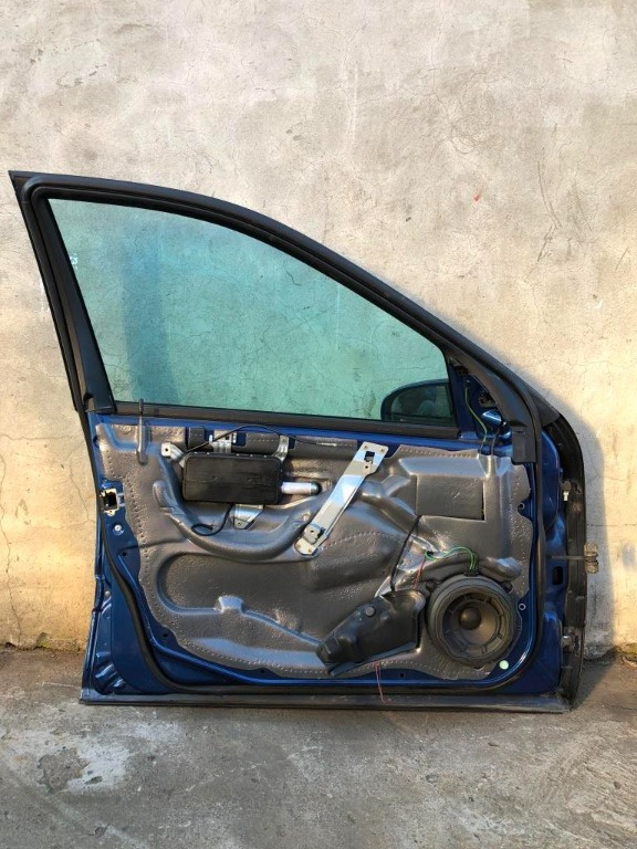 Broasca usa stanga fata Mercedes C Class w203 2000-2007
