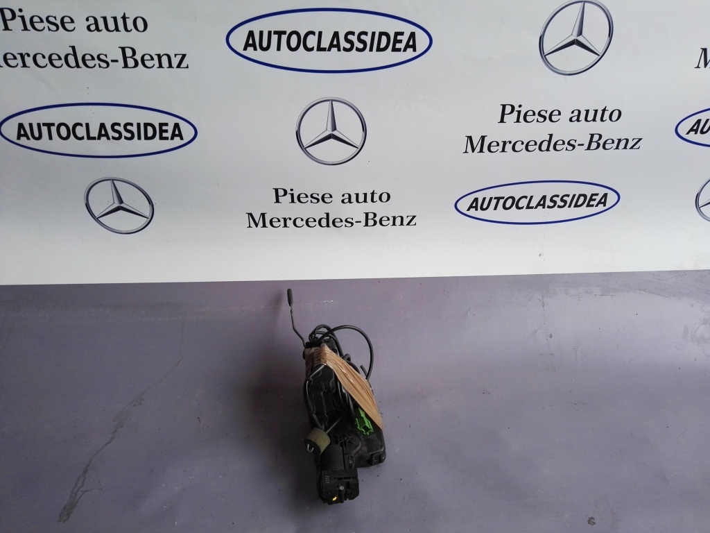 Broasca usa stanga fata Mercedes CLS w219