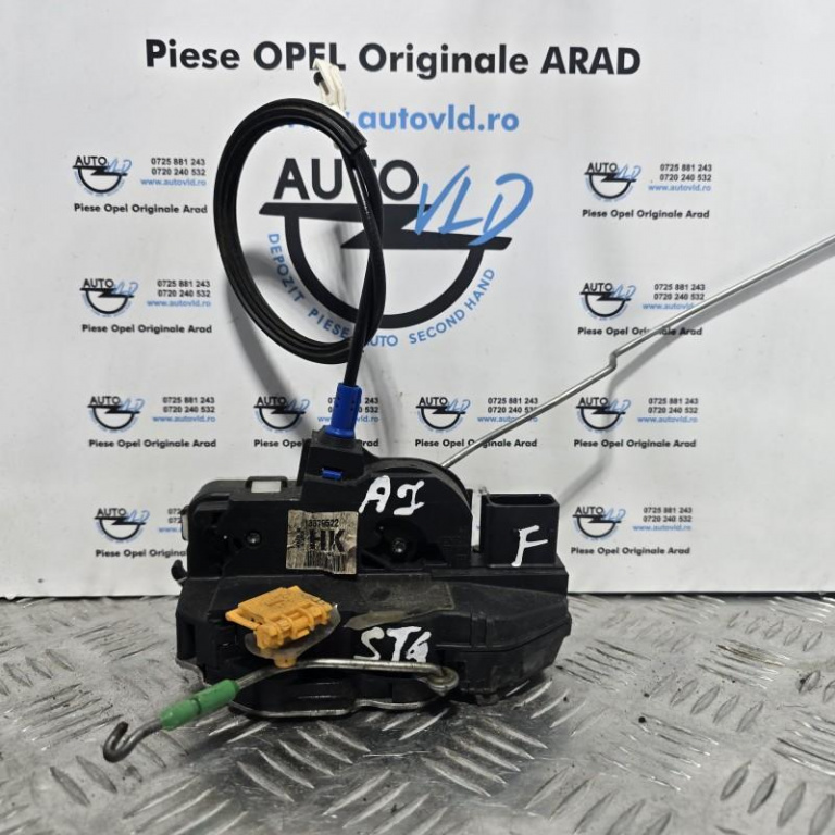 Broasca usa stanga fata Opel Astra J GTC 2012-2018 13579522 HK