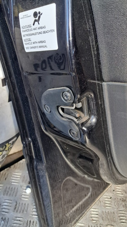 Broasca usa stanga fata Opel Meriva an 2007