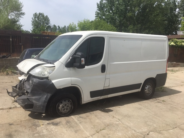Broasca usa stanga fata Peugeot Boxer an fab. 2006 - 2014