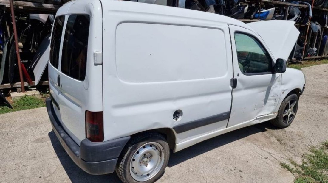 Broasca usa stanga fata Peugeot Partner / Citroen Berlingo An 1999 2000 2001 2002 2003 2004 2005 2006 2007 2008