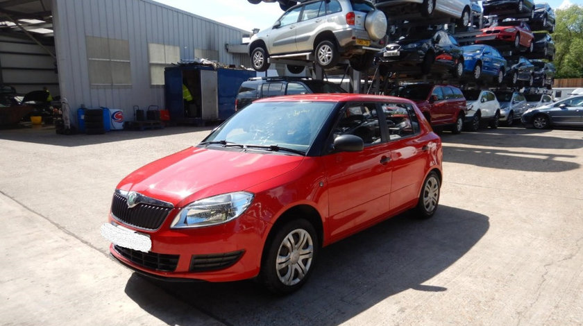 Broasca usa stanga fata Skoda Fabia 2 2010 Hatchback 1.2i CHFA