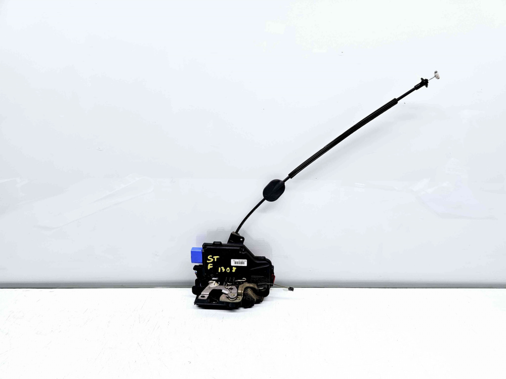 Broasca usa stanga fata Volkswagen Golf 5 Plus (5M1) [Fabr 2005-2008] 3D1837015