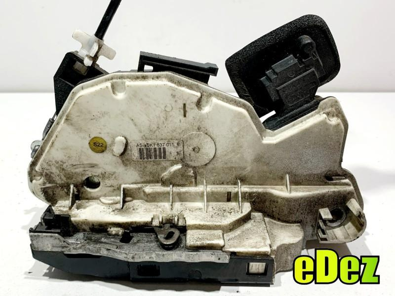 Broasca usa stanga fata Volkswagen Golf 6 (2008-2013) 5K1837015