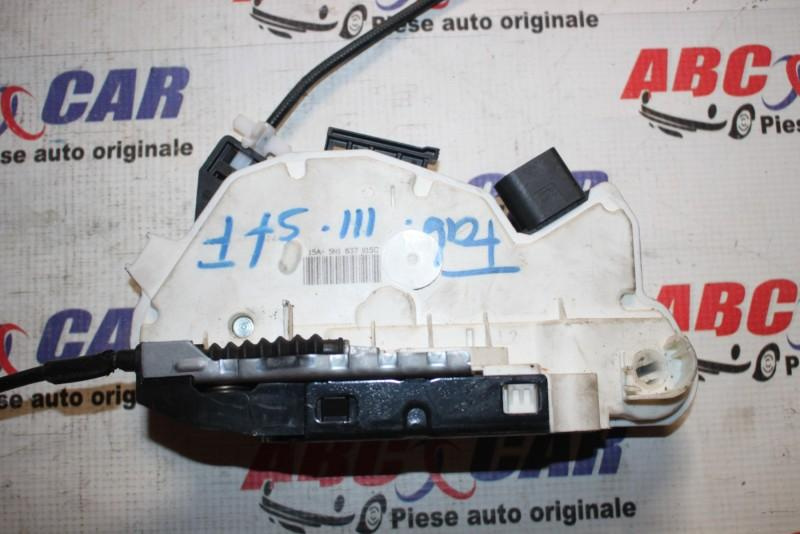 Broasca usa stanga fata Volkswagen Tiguan 2007-2011 5N1837015C