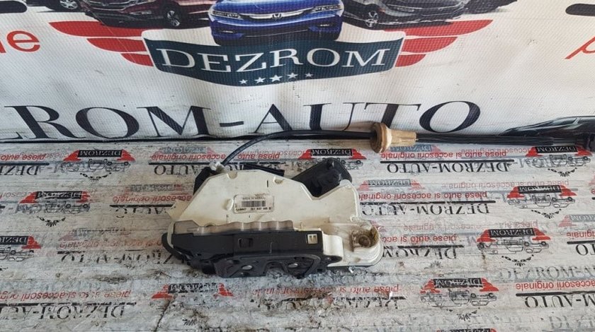 Broasca usa stanga fata VW Beetle Cabrio cod piesa : 5k1837015b