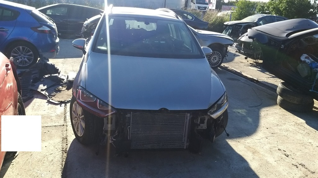 Broasca usa stanga fata. VW Golf 7 Sportsvan 1.2 Tsi CYV 2016