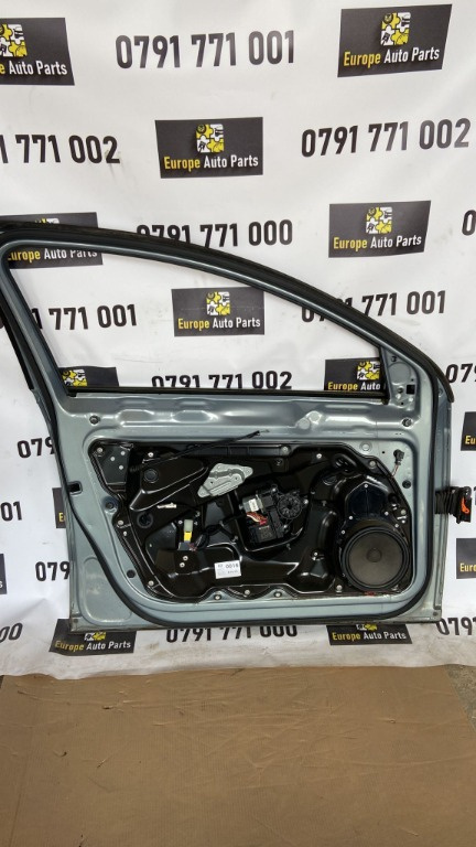Broasca usa stanga fata Vw Passat B6 1.6 TDI cod motor CAY combi an 2010