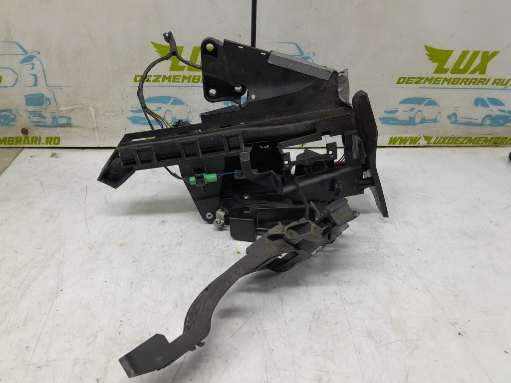 Broasca usa stanga spate 3M5AR26413AF Ford Focus 2 [2004 - 2008]