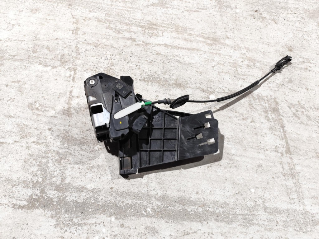 Broasca usa stanga spate 8A6A-A26413-AC Ford Fiesta VI 1.25 benzina an fab. 2008 - 2017
