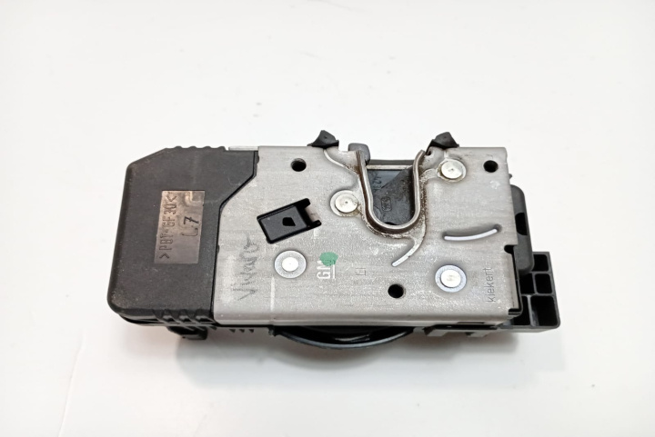Broasca usa stanga spate 905039048R Rena