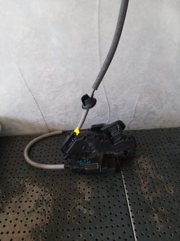 Broasca usa stanga spate audi a3 8y a5m5ta839015m