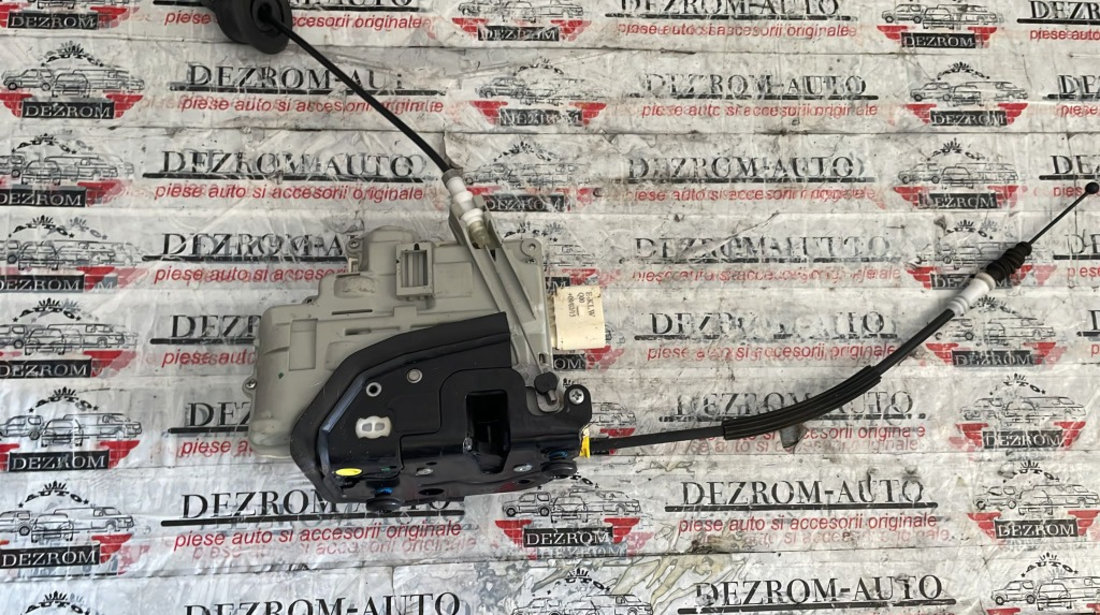 Broasca usa stanga spate AUDI A3 Sedan (8VS, 8VM) 1.8 TFSI quattro 180 cai cod: 4G0839015