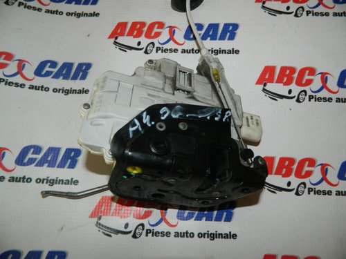 Broasca usa stanga spate Audi A4 B5 8E cod: 8E0839015AA model 1997
