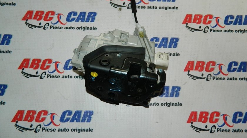 Broasca usa stanga spate Audi A4 B8 8K cod: 8K0839015