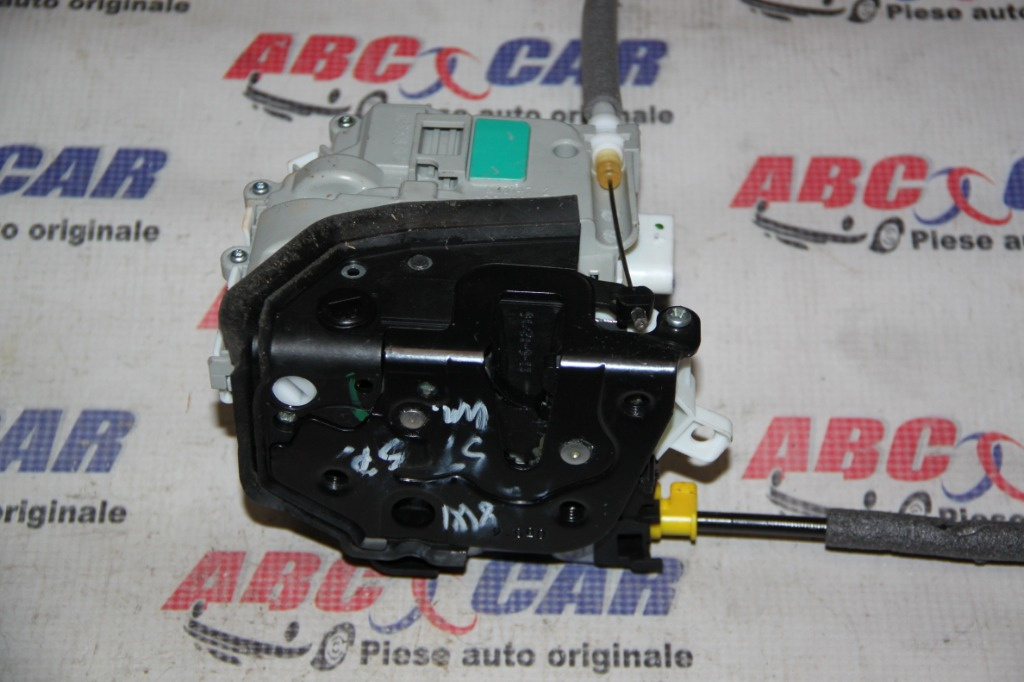 Broasca usa stanga spate Audi A5 (F5) 2016-prezent 8X0839015D