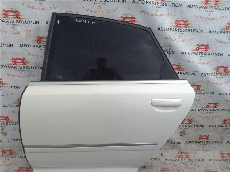 Broasca usa stanga spate AUDI A8 an fabr. 2006