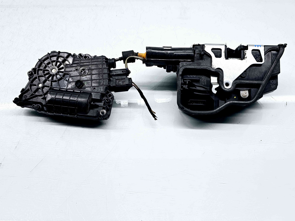 Broasca usa stanga spate Bmw X6 (E71, E72) [Fabr 2007-2014] 7315023