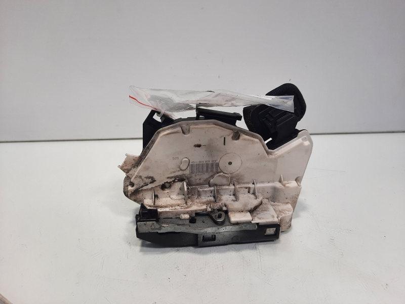 Broasca usa stanga spate, cod 5K4839015F, VW Jetta 4 (6Z) (id:606250)