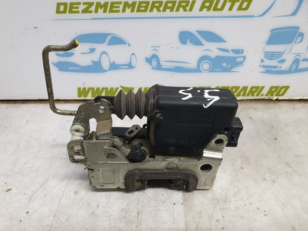 Broasca usa stanga spate Dacia Duster [2010 - 2013]