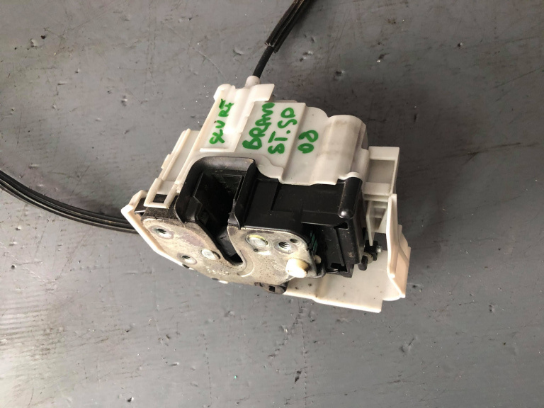 Broasca usa stanga spate fiat bravo scurt