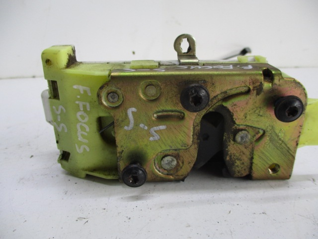 BROASCA USA STANGA SPATE FORD FOCUS 1 FAB. 1998 - 2005 ⭐⭐⭐⭐⭐