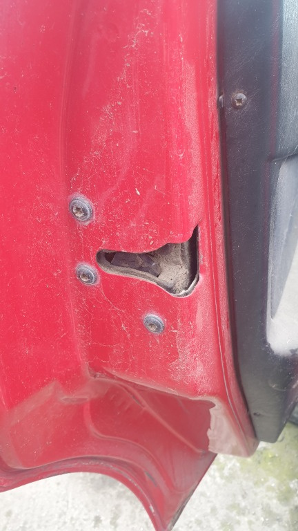 Broasca usa stanga spate Ford Focus 2000 HB 1.6