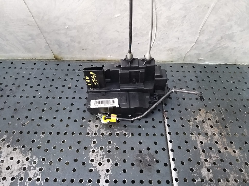 Broasca usa stanga spate hyundai i20 814101j020