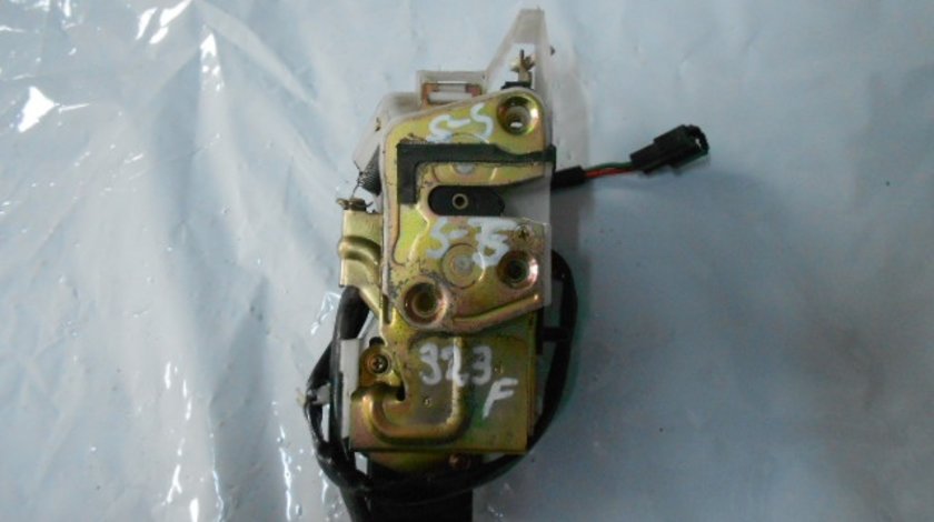 BROASCA USA STANGA SPATE MAZDA 323 F FAB. 1996