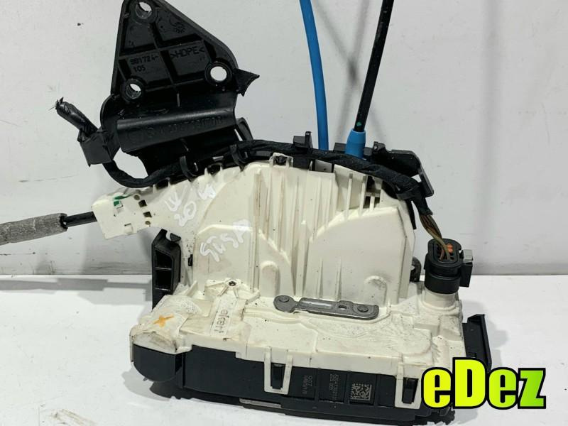 Broasca usa stanga spate Mercedes C-Class (2007-2010) [W204] A2047331708