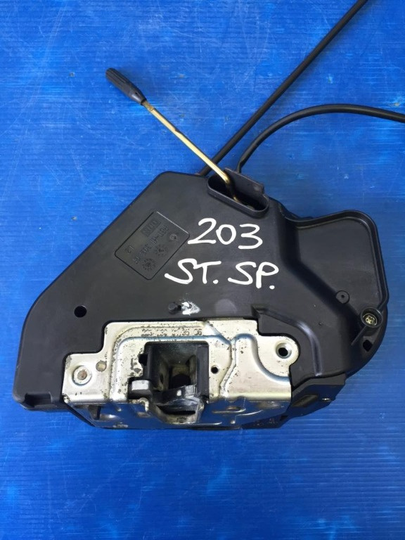 Broasca usa stanga spate Mercedes C Class w203 2000-2007