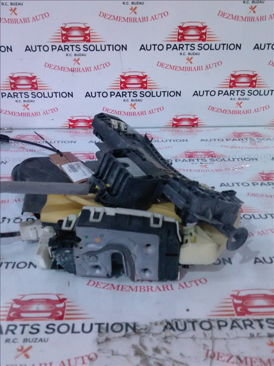Broasca usa stanga spate MERCEDES E CLASS an fabr. 2011