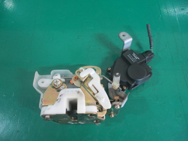 BROASCA USA STANGA SPATE MITSUBISHI PAJERO PININ FAB 1999 - 2007 ⭐⭐⭐⭐⭐