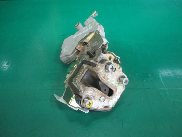 BROASCA USA STANGA SPATE NISSAN TERRANO 2 4X4 FAB. 1999 - 2007 ⭐⭐⭐⭐⭐