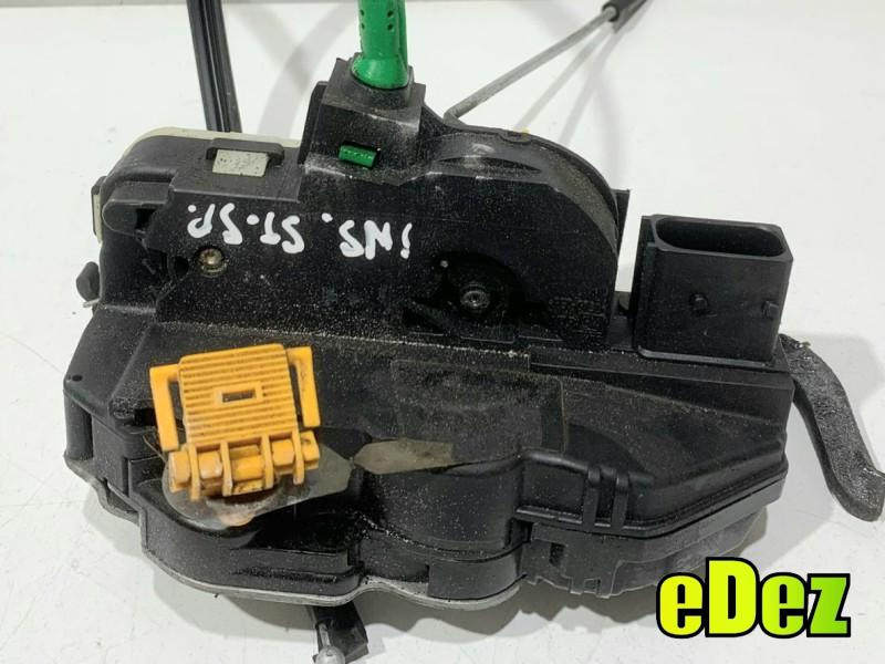 Broasca usa stanga spate Opel Astra J (2009-2012) 3023881