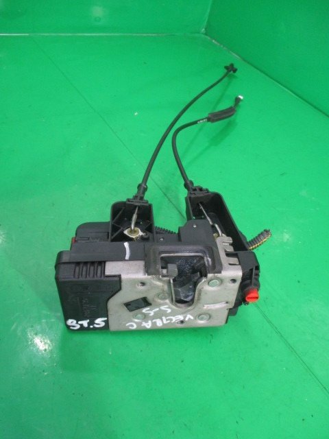 BROASCA USA STANGA SPATE OPEL VECTRA C FAB. 2002 – 2009 ⭐⭐⭐⭐⭐
